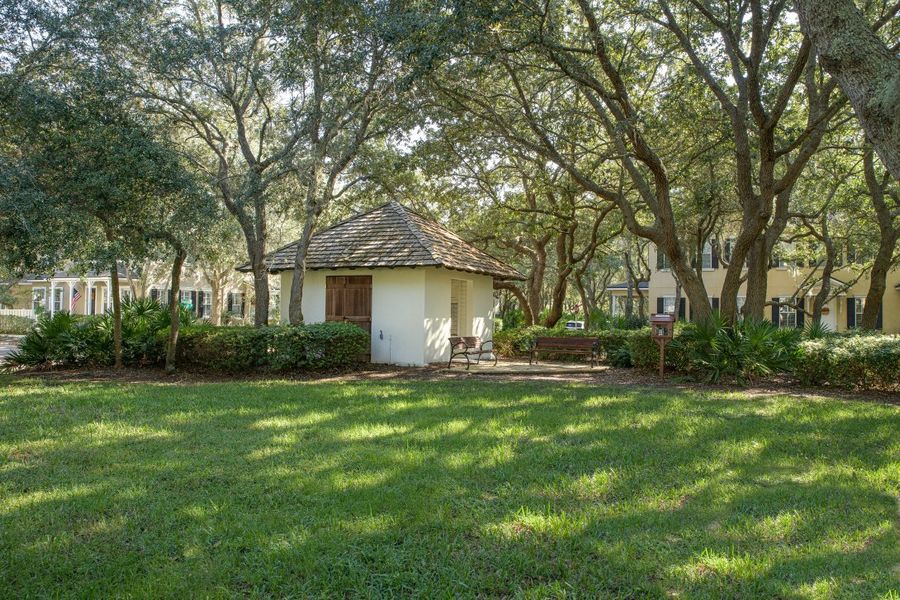 Community amenity available to residents of Amelia Park in Fernandina Beach (Image 9).