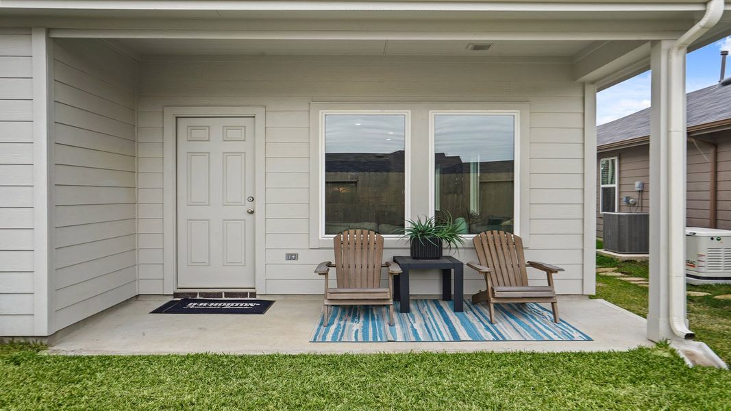 Exterior details of a home in Legacy Park, Houston (Image 13).