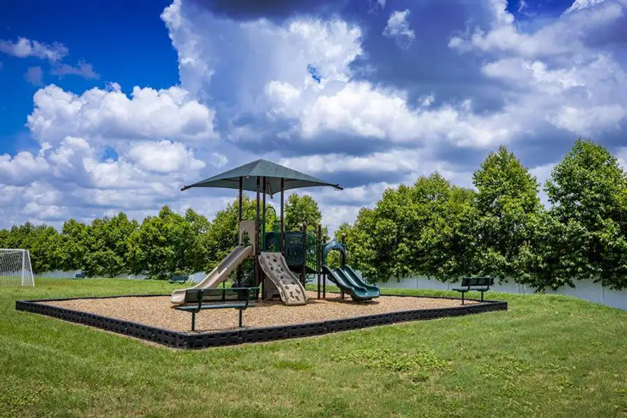 Community amenity available to residents of Crystal Lake Preserve in Dundee (Image 1).