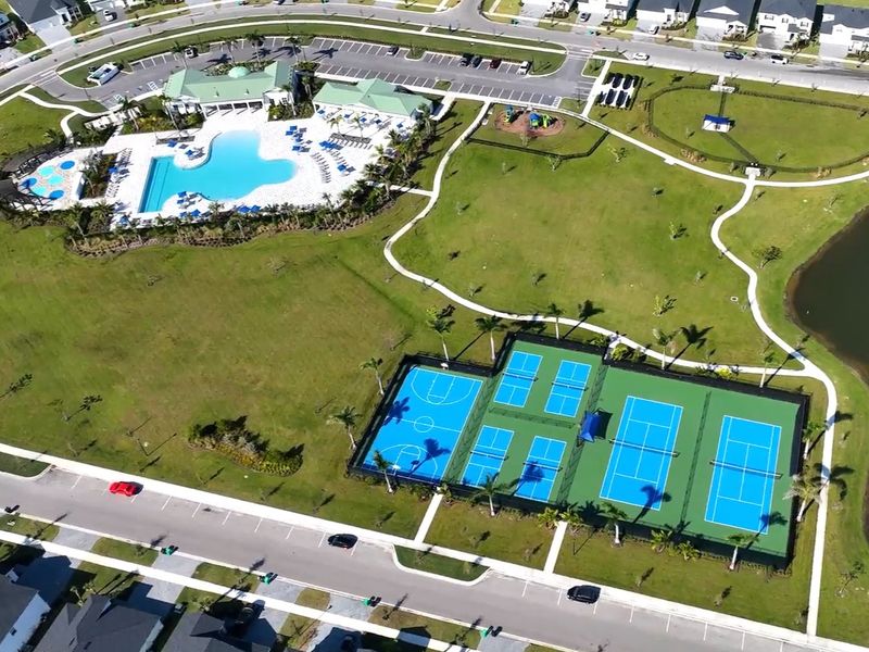 Community amenity available to residents of Meritage Homes at Central Park in Port St. Lucie (Image 11).