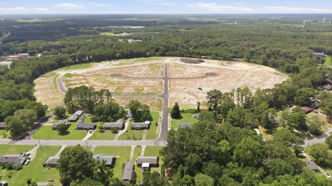 Site preparation and early development at Jacks Crossing in La Grange, NC (Image 8). Site preparation and early development at Jacks Crossing in La Grange, NC (Image 8).