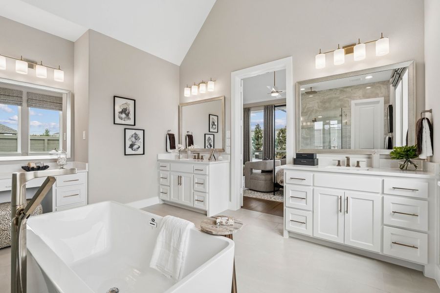 Spa-Like Main Bath with Dual Vanities Spa-Like Main Bath with Dual Vanities