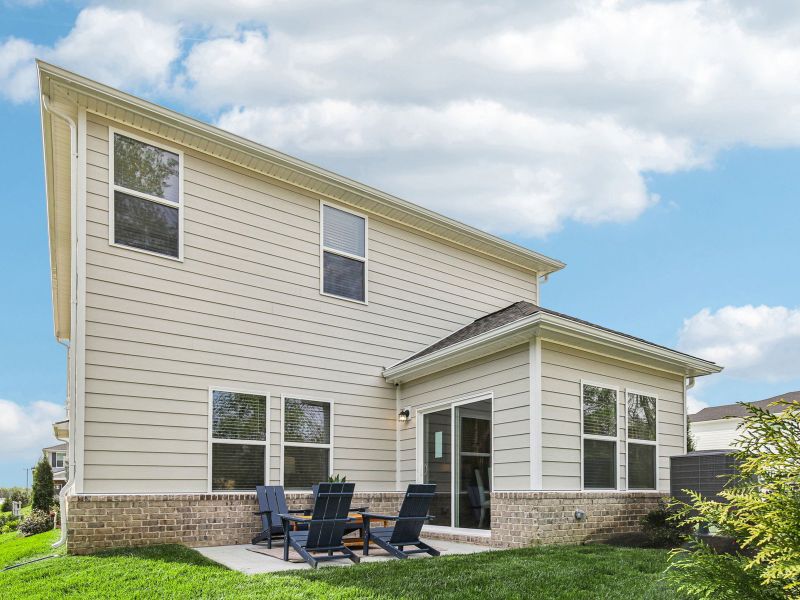 Exterior details of a home in Avery Farms - Ridge Series, Murfreesboro (Image 3).