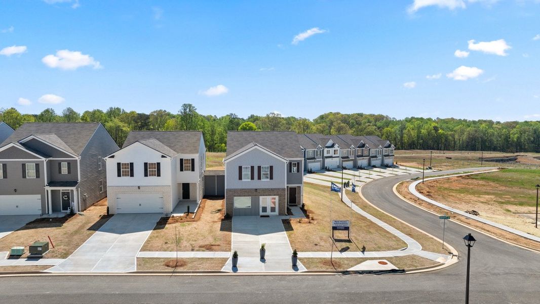 Front exterior of a home in the Rolling Meadows community, located in Jasper, GA (Image 12).