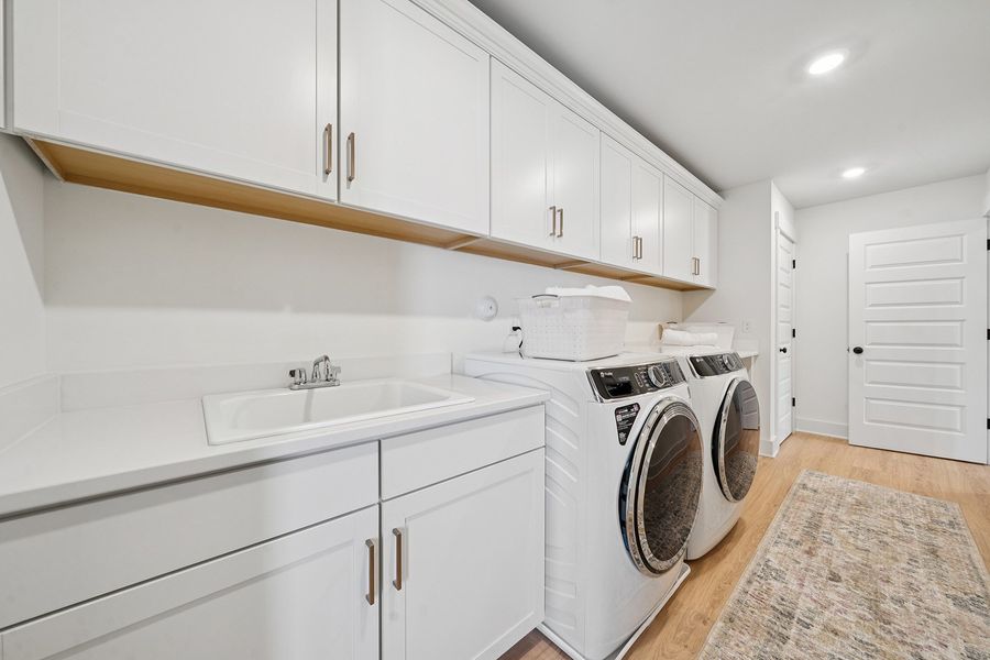 Yates II | Laundry Room