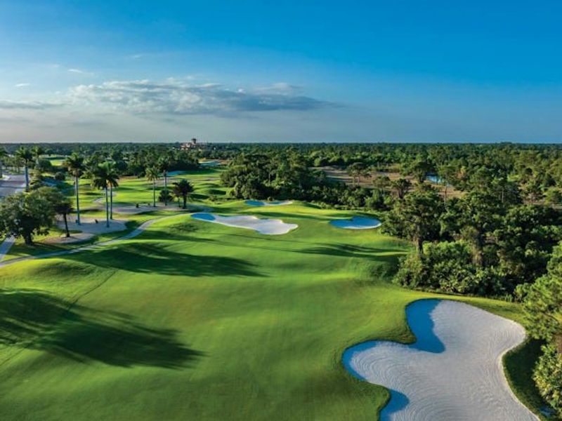Natural surroundings and green spaces near Tesoro Club in Port St. Lucie, FL (Image 47).