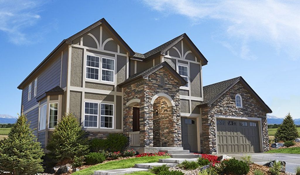 Front exterior of a home in the Barefoot Lakes community, located in Firestone, CO (Image 4).