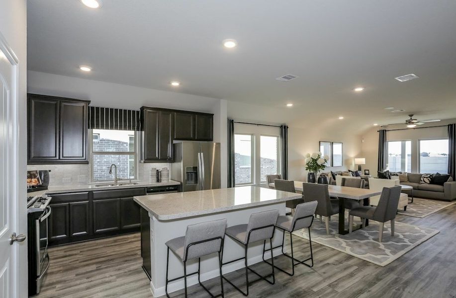 Image 11 of the Ashbel Cove at Baytown Crossings - Landmark Collection community in Baytown, TX.