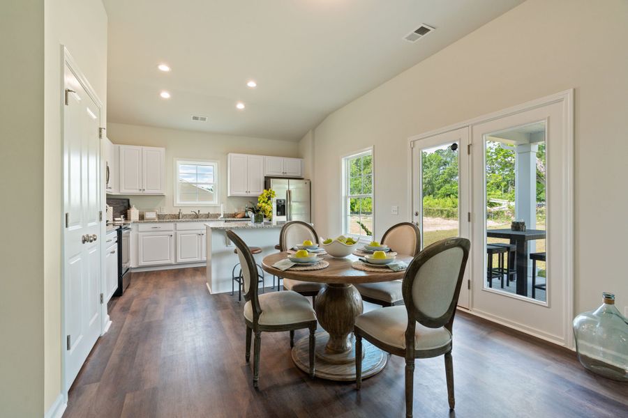 Eat-In to Kitchen | Dorchester Plan