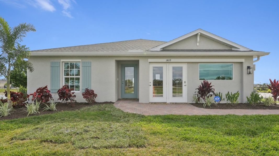 Exterior details of a home in Cove at West Port - Express, Port Charlotte (Image 5).