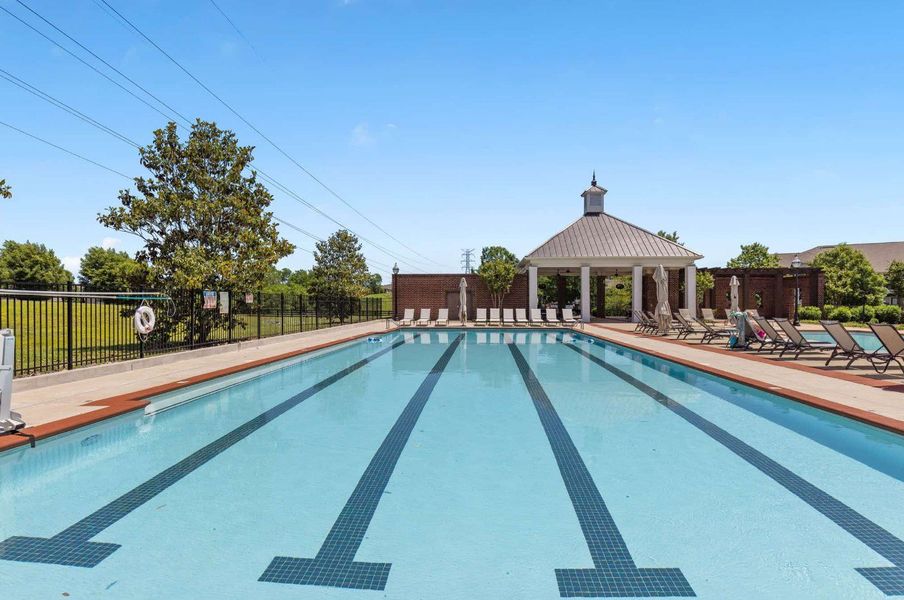 Community amenity available to residents of The Grove at Kennesaw Farms in Gallatin (Image 14).