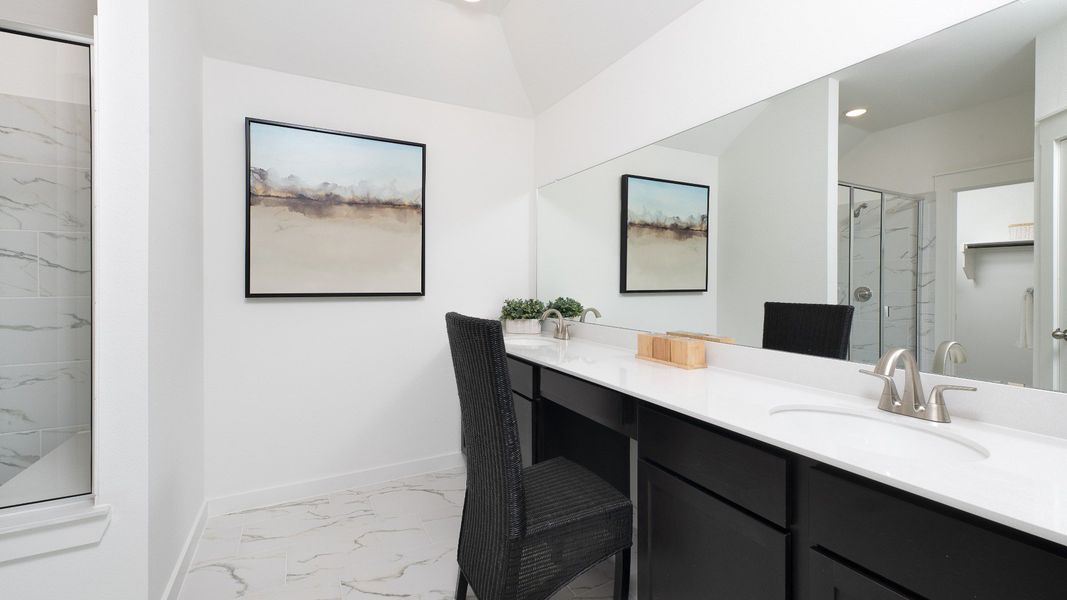 Paramount Floor Plan Primary Bathroom