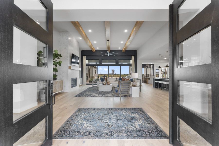 Furnished interior in a model home at Lakeview 100’s in Waller (Image 19).