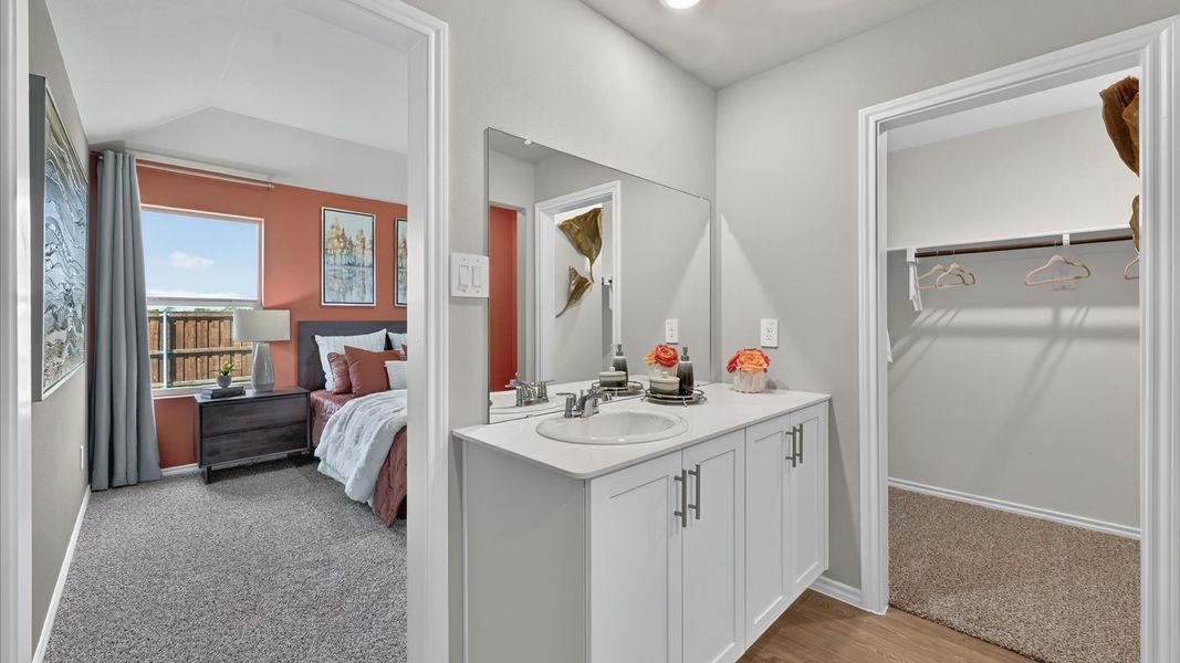 Furnished interior in a model home at The Hills at Reunion in Newark (Image 48).