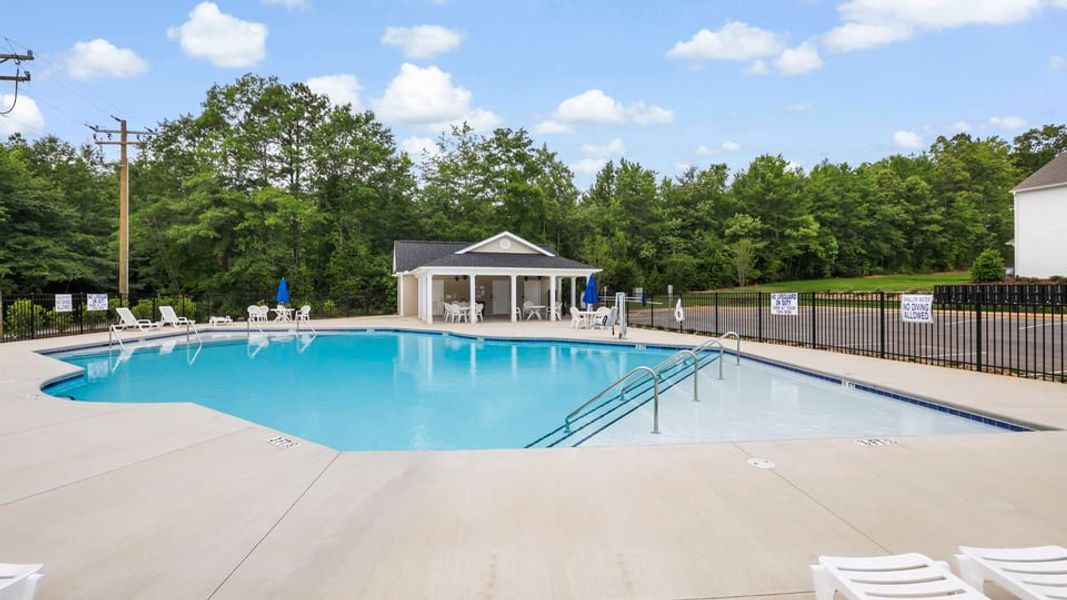 Community amenity available to residents of Sherwood Gardens in Landrum (Image 16).