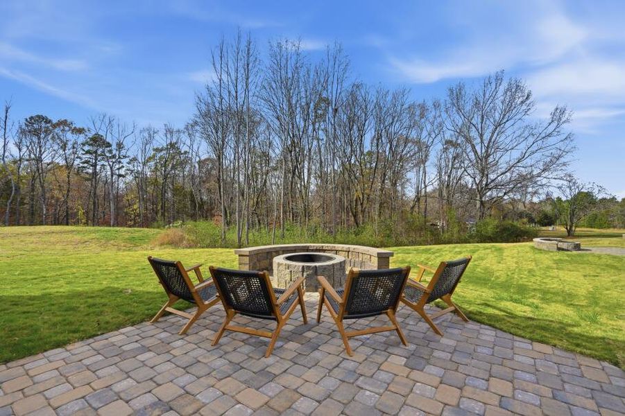 Exterior details of a home in Waterford Commons, Rock Hill (Image 23).