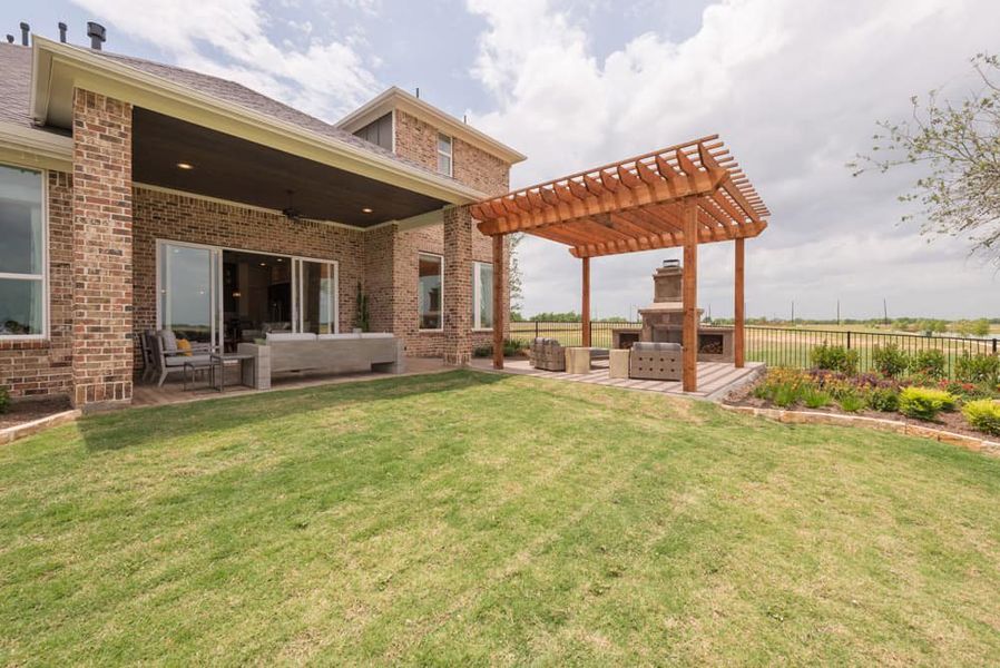 Image 23 of the LakeHouse 70 community in Katy, TX.