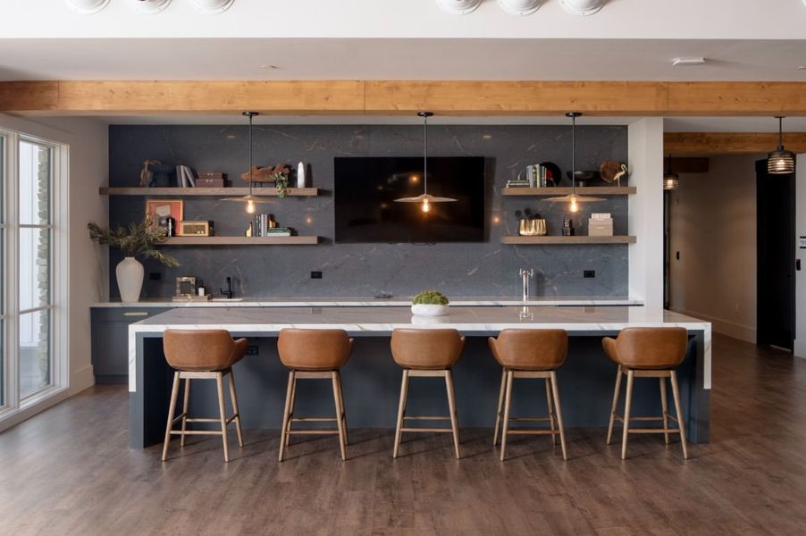 World-Class Amenity Center World-Class Amenity Center