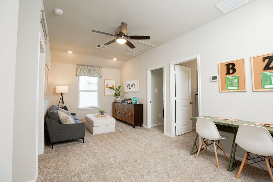 Furnished interior in a model home at Sunrise Cove in Texas City (Image 19).