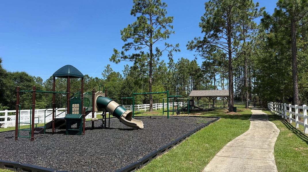 Yellow River Plantation Amenity PLAYGROUND 1of2