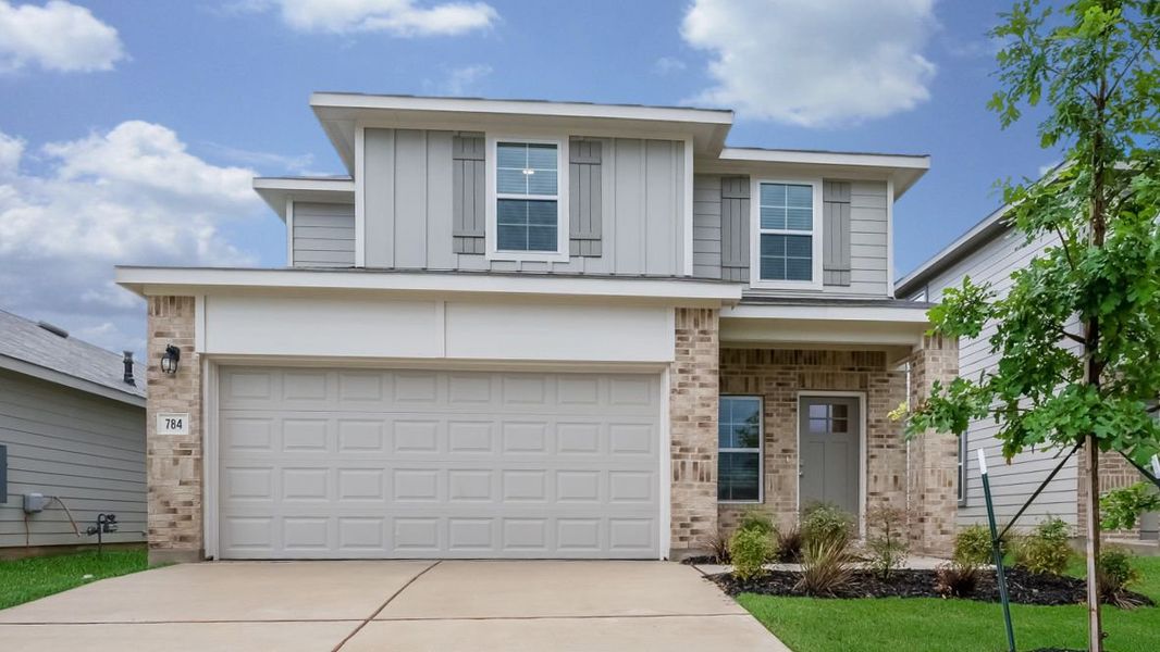 Front exterior of a home in the California Meadows community, located in Arlington, TX (Image 1). Front exterior of a home in the California Meadows community, located in Arlington, TX (Image 1).