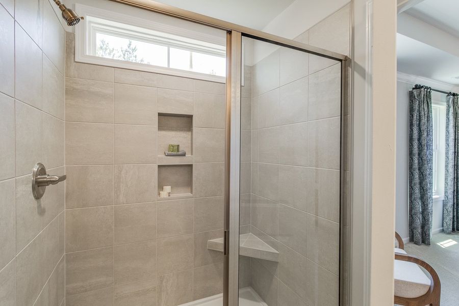 Lancaster | Primary Bathroom