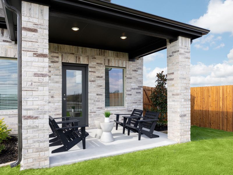 Exterior details of a home in Parks at Foster Crossing - Signature Series, Anna (Image 2). Exterior details of a home in Parks at Foster Crossing - Signature Series, Anna (Image 2).