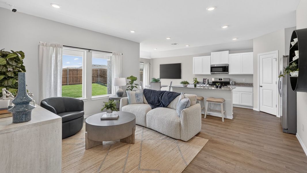 Furnished interior in a model home at Forestbrook Estates in Paris (Image 8).