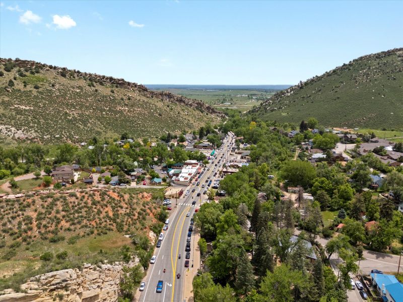 Image 17 of the Three Hills community in Morrison, CO.