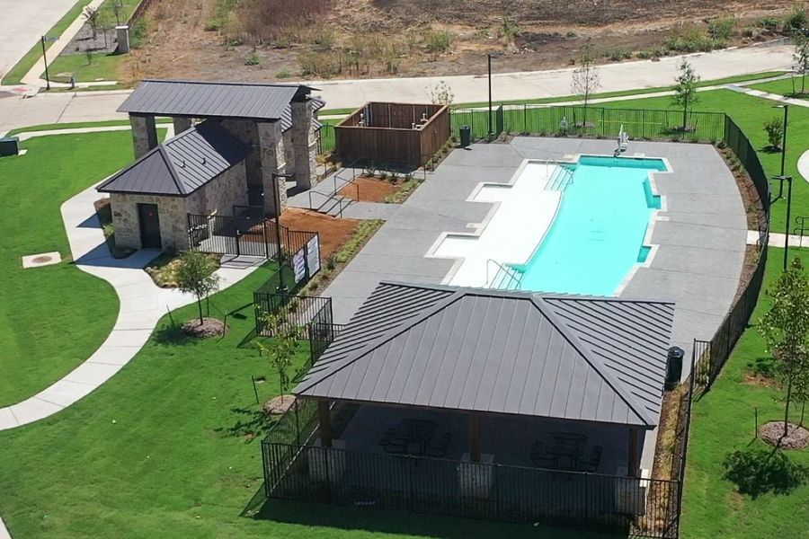 Community amenity available to residents of The Preserve Estates in Justin (Image 4).