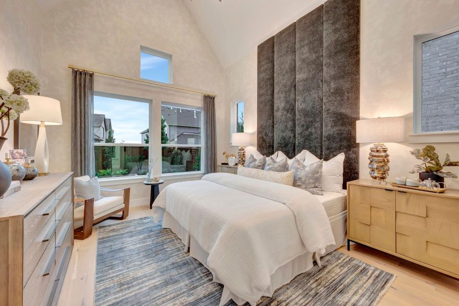 Furnished interior in a model home at Furst Ranch in Bartonville (Image 21).