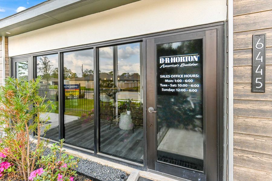 Exterior details of a home in Springwood, Beaumont (Image 3).