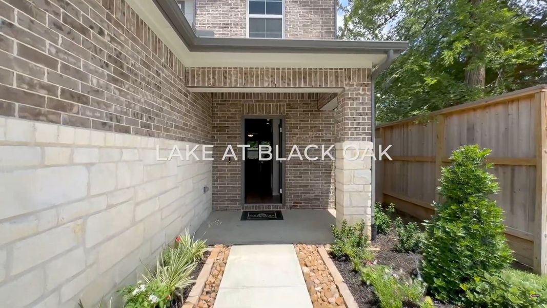 Exterior details of a home in Lakes at Black Oak, Magnolia (Image 6).