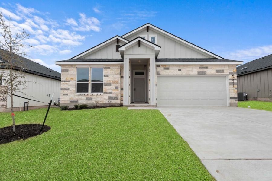 Front exterior of a home in the Mesa Ridge community, located in Temple, TX (Image 9).