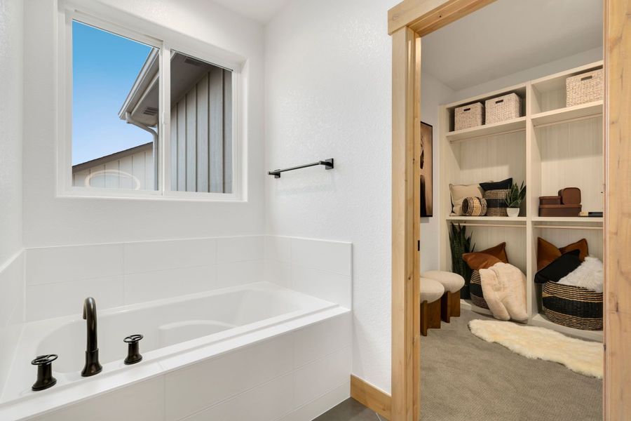 Kinston Centerra,80538 Kinston Centerra,80538