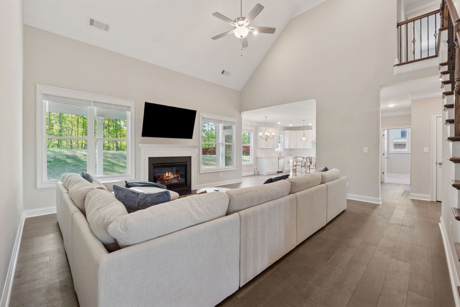 Hadi Builders - Whitestone