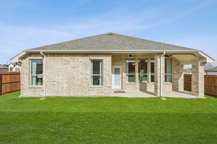 Front exterior of a home in the Arcadia Trails community, located in Balch Springs, TX (Image 33).