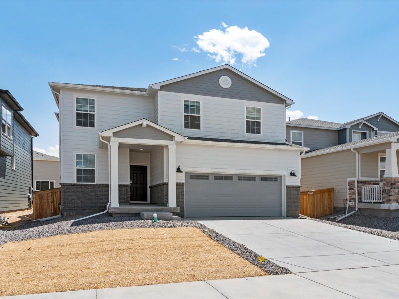 Silversage exterior image taken at Meritage Homes community in Commerce City, CO.