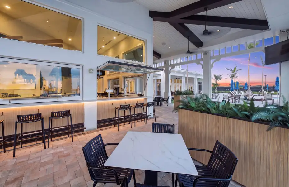 Outdoor Bar Access