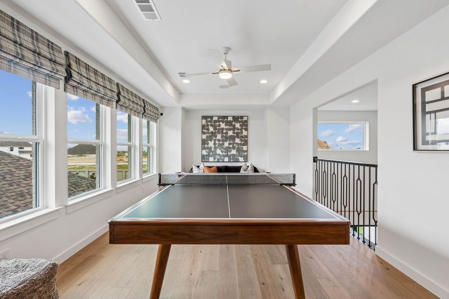 Spacious Game Room with Ping Pong Table Spacious Game Room with Ping Pong Table