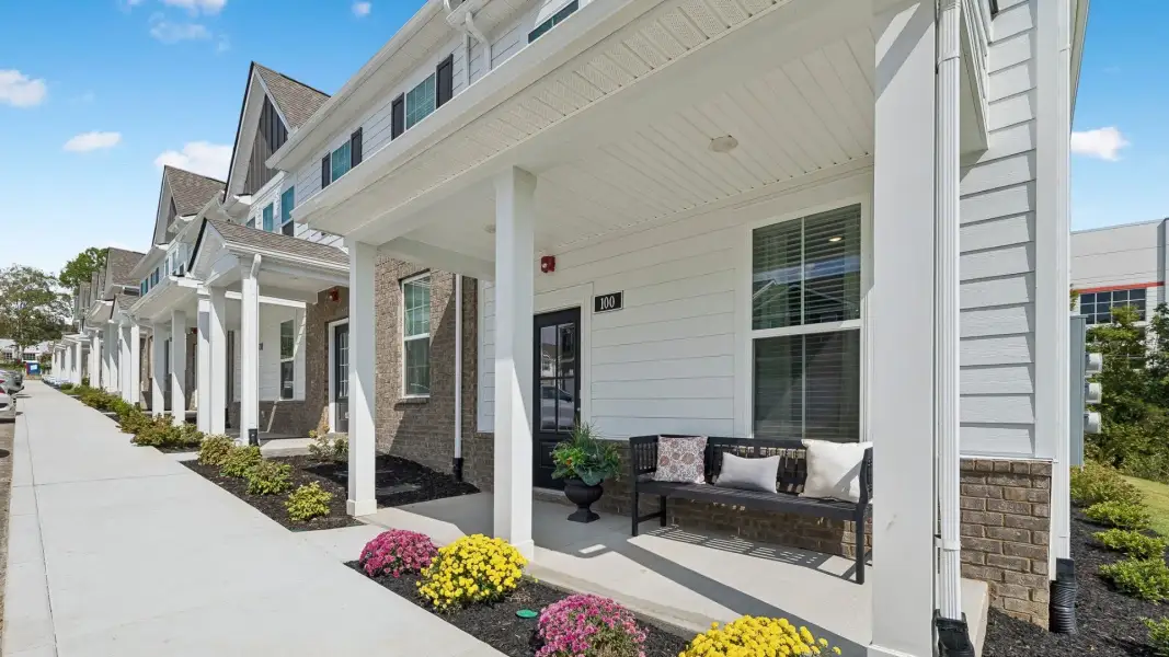Exterior details of a home in Blair Ridge, La Vergne (Image 13).