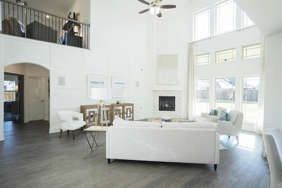 Image 9 of the Somerset community in Mansfield, TX.