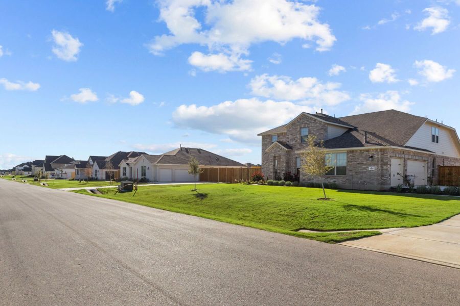 Everly Estates Streetscapes Everly Estates Streetscapes