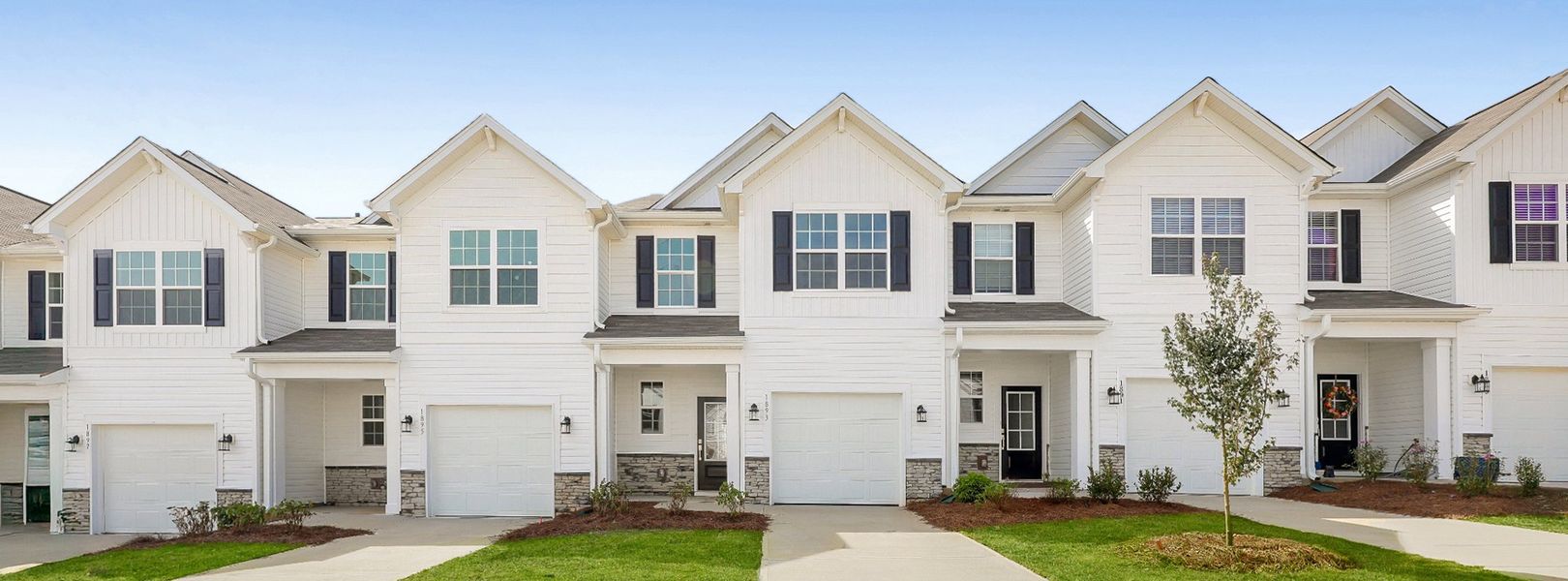 Glen Calebs Creek Streetscape