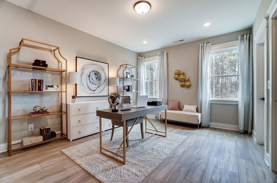 Image 17 of the Mirabella Estates community in Huntersville, NC.