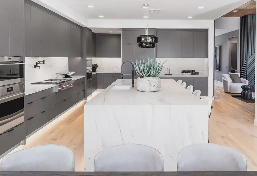 6004 Model Kitchen - 2 of 8 6004 Model Kitchen - 2 of 8