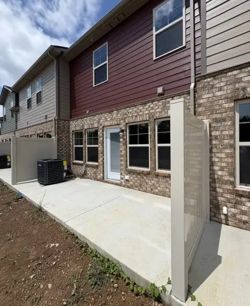 other units offering privacy dividers