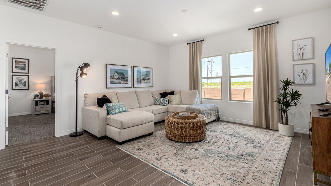 Furnished interior in a model home at Sahuarita Acres in Sahuarita (Image 6).