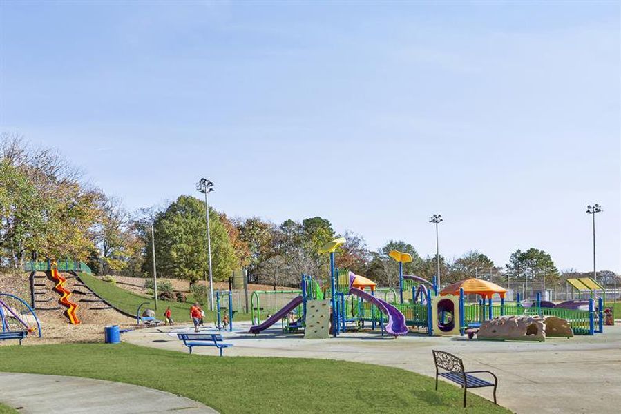 Nature and play await at San-Lee and Kiwanis Family Park. Nature and play await at San-Lee and Kiwanis Family Park.
