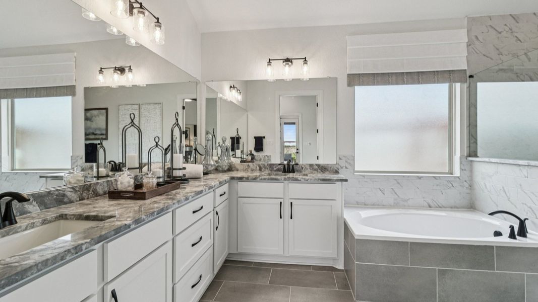 Furnished interior in a model home at The Crossvine in Schertz (Image 39). Furnished interior in a model home at The Crossvine in Schertz (Image 39).
